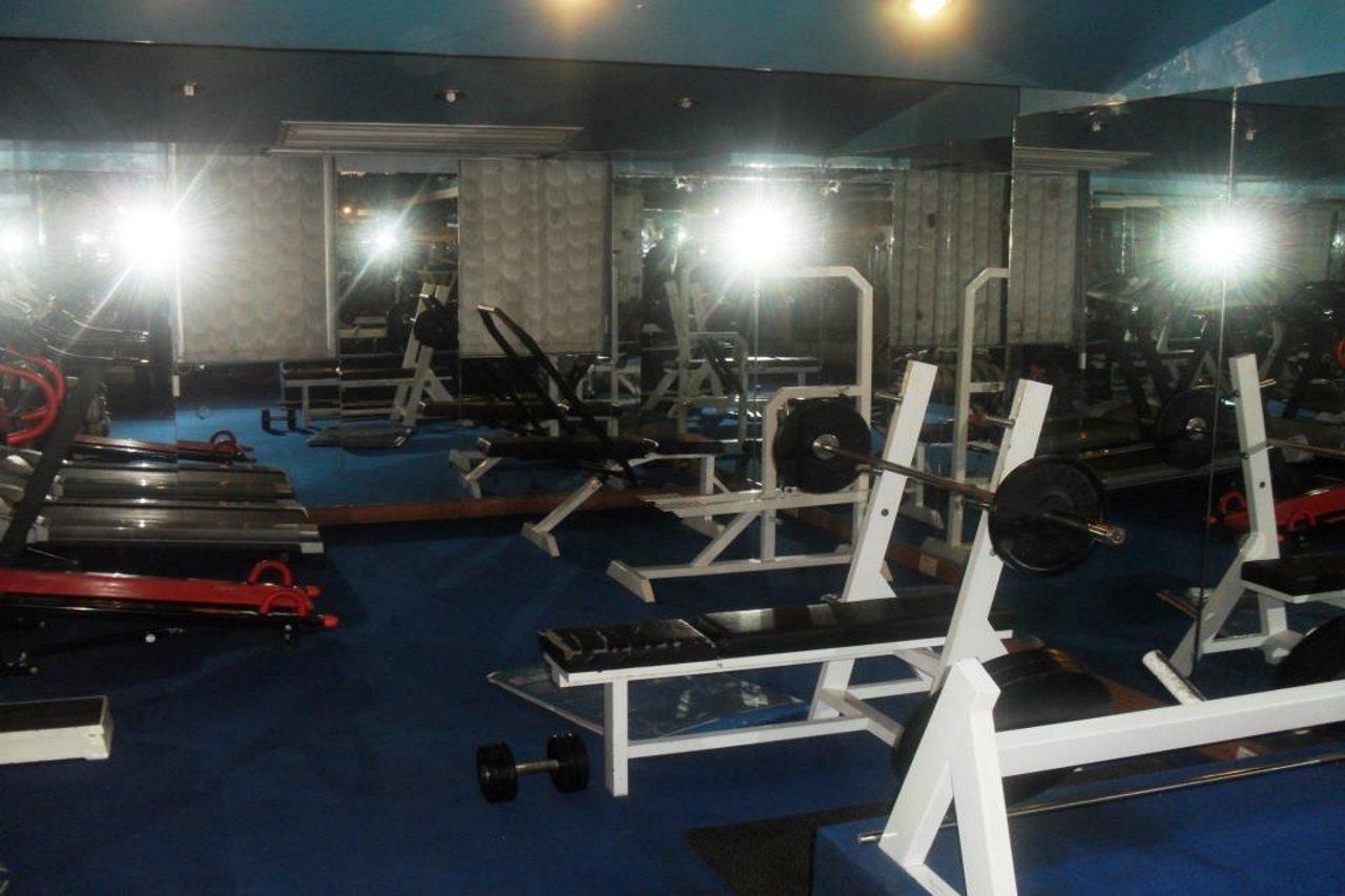 Hotel Crown Plaza Lahor Dış mekan fotoğraf